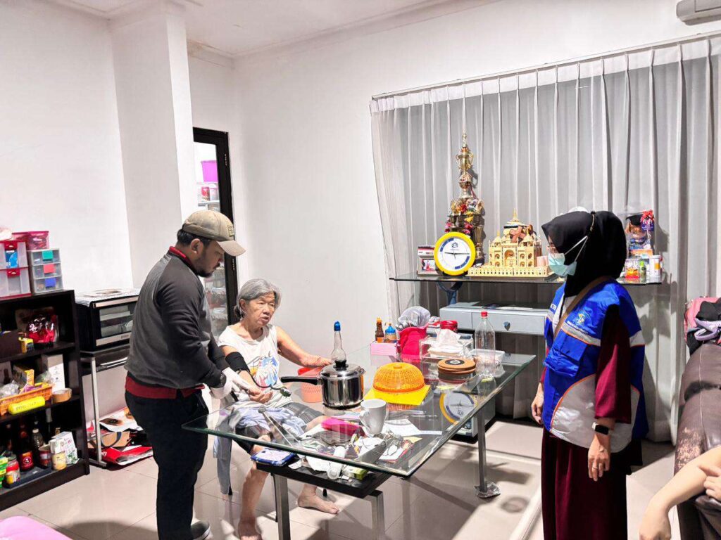 Tiga Tahun Buron, Ibu Anak Terpidana Korupsi Bank Jatim Ditangkap Kejari Surabaya