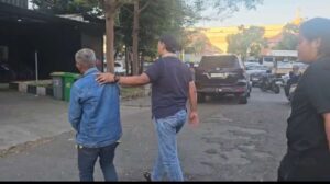 Viral! Lansia 67 Tahun Curi Tiang Rambu Milik Dishub Surabaya, Sempat Kabur ke Lamongan