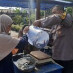 Panen Raya Lele Polsek Krembangan Capai 90 Kilogram, Langsung Diserap Warga Perak Barat