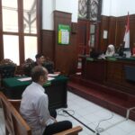 Diduga Oplos LPG Raup Keuntungan Rp 10 Juta Per Bulan, Ricky Hartono Diadili