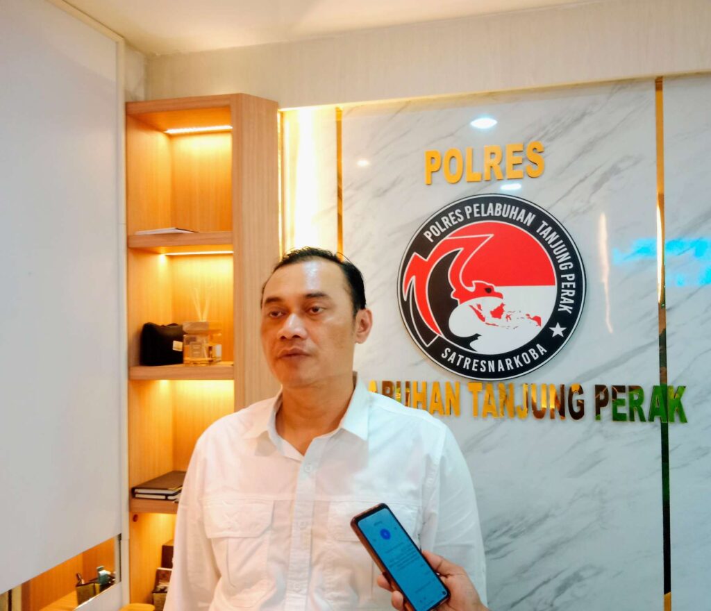 Polres Pelabuhan Tanjung Perak Tangkap Pengedar Sabu di Kalimas Baru Surabaya
