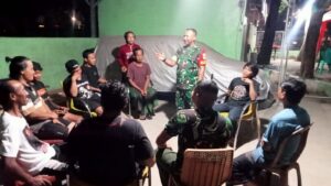 Koramil 06/Cakung Bersama Tiga Pilar dan Warga Gelar Patroli Malam, Perkuat Kamtibmas dan Antisipasi Banjir