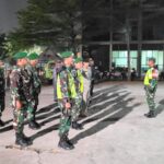 Patroli Bersama Linmas, Koramil 01/Kranji Jamin Keamanan dan Kenyamanan Warga di Wilayah Binaan