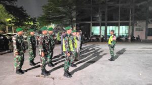 Patroli Bersama Linmas, Koramil 01/Kranji Jamin Keamanan dan Kenyamanan Warga di Wilayah Binaan
