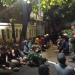 Babinsa Koramil 02/Matraman dan Tiga Pilar Gelar Patroli Malam