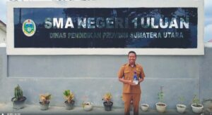 SMA Negeri 1 Uluan Harumkan Nama Kabupaten Toba, Tembus Final 8 Festival Musikalisasi Puisi Sumut