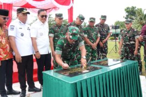Danpusterad Tutup Karya Bakti TNI AD Skala Besar di Kepulauan Mentawai