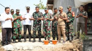 Kasrem 051/Wijayakarta Tinjau Langsung Peletakan Batu Pertama Jembatan Merah Putih di Pebayuran