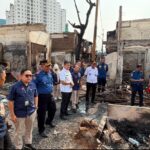 Pegadaian Salurkan Bantuan Kemanusiaan  Kepada Korban Kebakaran di Pasar Jiung Kemayoran ‎