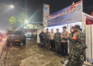 Cegah Tawuran dan Gangguan Kamtibmas, Koramil Duren Sawit Gelar Patroli Gabungan