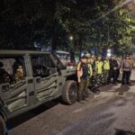 Pengamanan Wilayah Tanpa Henti, Babinsa Koramil 01/Kranji Hadir Untuk Masyarakat di Tengah Malam