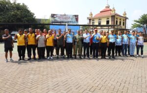 Sinergitas TNI-Polri dan Stakeholder Warnai Turnamen Voli Persahabatan Hari Bhayangkara ke-80