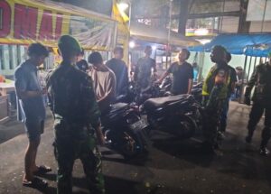 Koramil 01/Kranji Perkuat Sinergi Keamanan Melalui Patroli Rutin Malam Hari