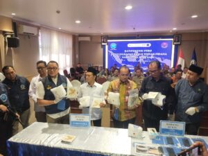 BNNP Jatim Gagalkan Peredaran 5,44 Kg Sabu di Bangkalan, Dua Tersangka Ditangkap