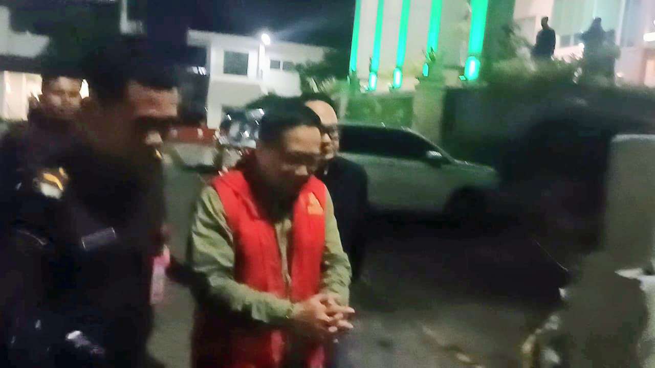 Foto: Mantan Direktur Utama Perusahaan Daerah Taman Satwa Kebun Binatang Surabaya (PD TS KBS), Choirul Anwar (CA),