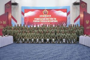 Panglima TNI Pimpin Pengesahan Doktrin “Perisai Trisula Nusantara”, Tegaskan Adaptasi TNI Hadapi Perang Modern