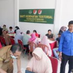 Bakti Kesehatan TNI di Mustika Jaya Disambut Antusias, Warga Rasakan Manfaat Pemeriksaan Kesehatan Gratis