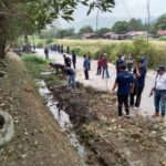 Demi Lingkungan Bersih dan Bebas Genangan, Wabup Toba Pimpin Gotong Royong Bersama Yayasan T.B. Soposurung 