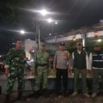 Malam Minggu Tetap Aman! Babinsa Koramil 03/Ps.Rebo-Ciracas Bersama Komduk Gelar Patroli