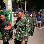 Babinsa Koramil 05/Kramat Jati Bersama Komduk Gelar Patroli/Siskamling Keliling