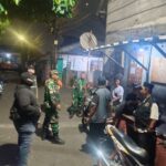 Babinsa Koramil 08/Duren Sawit Bersama Unsur Komduk Gelar Patroli Malam