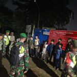 Menyusuri Sudut Wilayah, Babinsa Koramil 02/Pondok Gede Pastikan Situasi Tetap Aman dan Kondusif