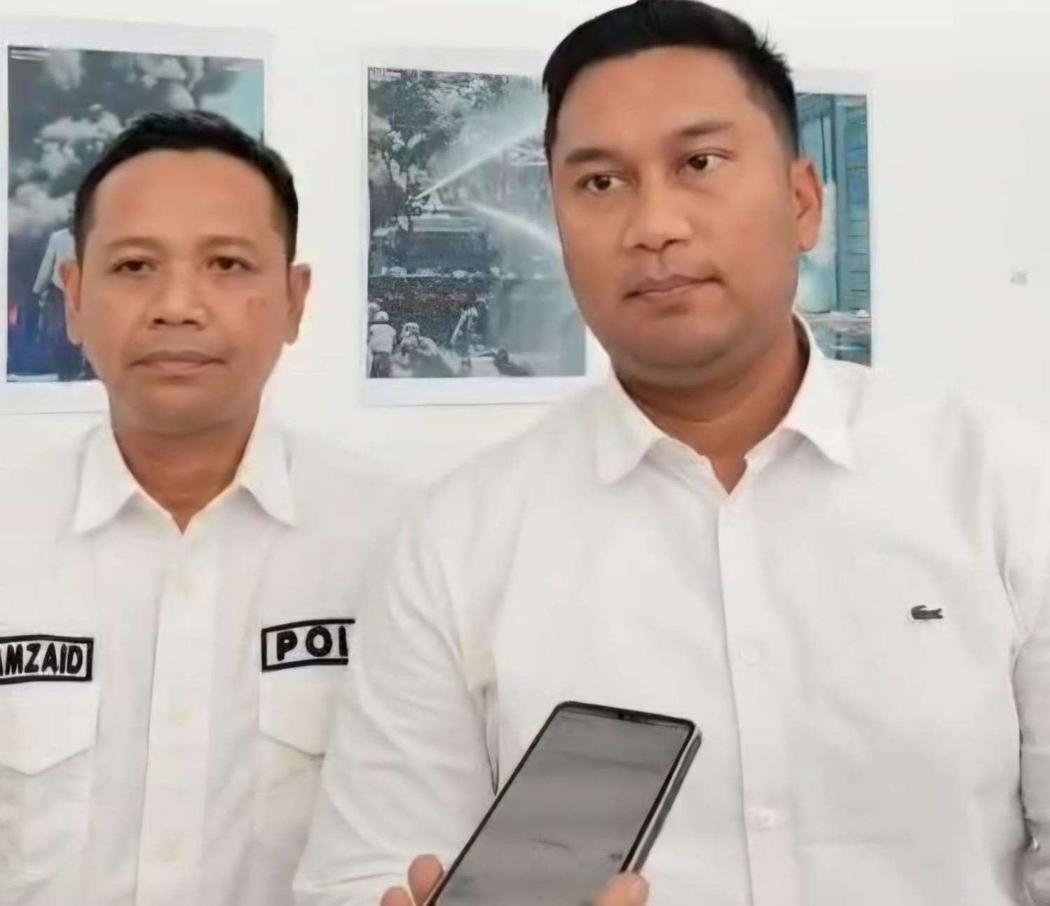 Foto:Kasat Reskrim Polres Lamongan AKP Adimas Firmansyah, S.Tr.K., S.I.K., M.Si., didampingi Kasi Humas Polres Lamongan IPDA M. Hamzaid, S.Pd.