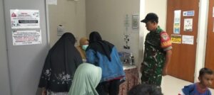Koramil 08/Duren Sawit Gelar Bakti Kesehatan Gratis