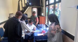 Peduli Kesehatan Warga, Koramil 02/Matraman Gelar Bakti Kesehatan Teritorial