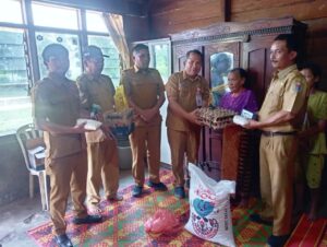 Pemkab Humbahas Gerak Cepat Salurkan Bansos kepada Korban Kebakaran 
