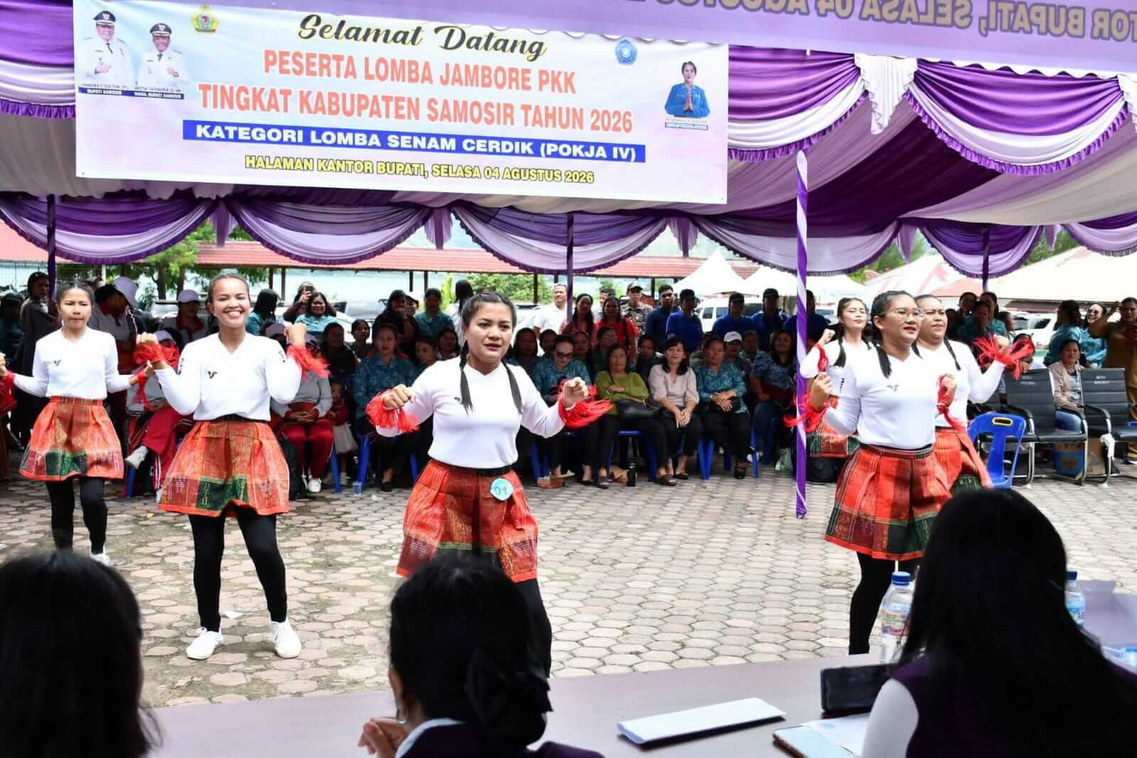 Jambore PKK Teguhkan Peran Perempuan dalam Membangun Samosir