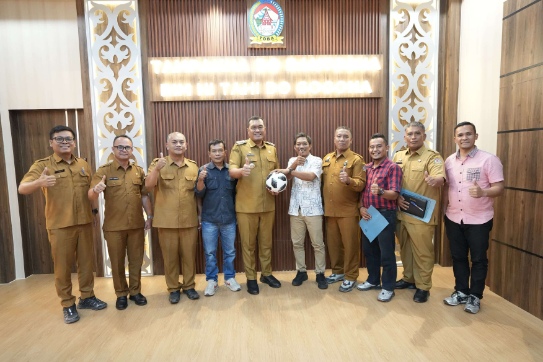 Bupati Toba Sambut Hangat Pengurus PSSI, Tegaskan Dukungan terhadap Kemajuan Sepak Bola