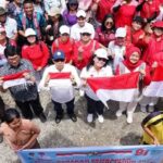 1.814 Bendera Merah Putih Dibagikan di Siborong-borong, Bupati Taput Ajak Warga Kobarkan Semangat Kemerdekaan