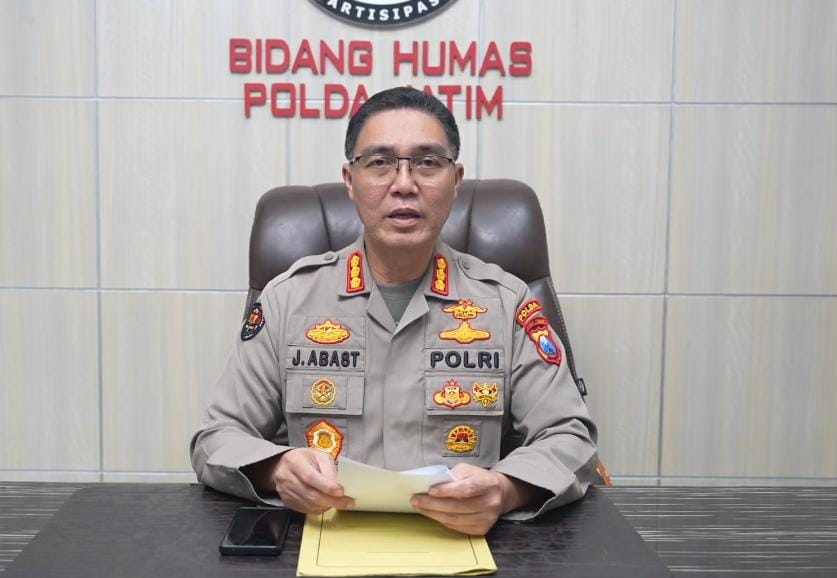 Foto: Kabid Humas Polda Jatim Kombes Pol Jules Abraham Abast mengimbau orang tua mengawasi aktivitas anak agar tidak mudah terprovokasi