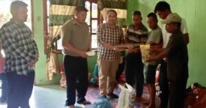 Pemkab Humbahas Salurkan Bantuan kepada Korban Kebakaran di Desa Sionom Hudon Selatan