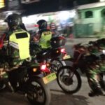 Ciptakan Rasa Aman, Koramil 03/Teluk Pucung Laksanakan Patroli Malam dan Imbau Warga Jaga Kamtibmas