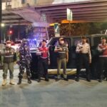 Patroli Malam Minggu, Koramil 03/Ps.Rebo-Ciracas Bersama Komduk Perkuat Kamtibmas di Wilayah Ciracas