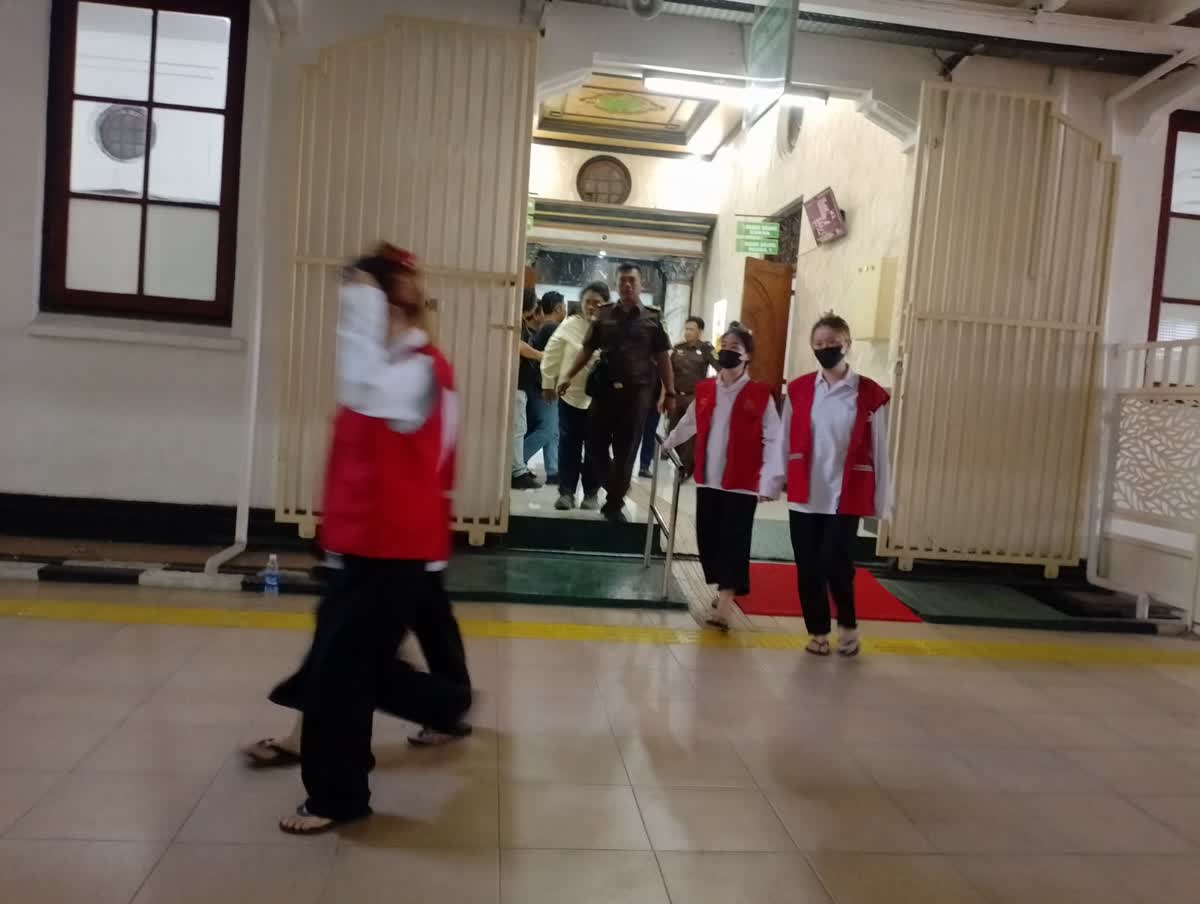 Foto: 41 WNA didakwa terlibat jaringan scamming di Surabaya