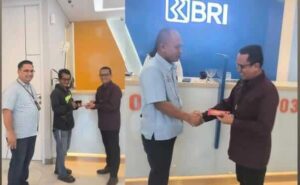 Hari Pelanggan Nasional 2026, Pinca BRI Balige Sambut Nasabah dengan Nuansa Ulos