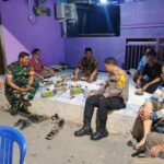 Koramil 06/Cakung Bersama Unsur Komduk Tingkatkan Kamtibmas Melalui Patroli/Siskamling