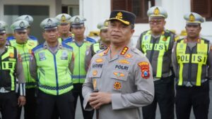 Demi Keselamatan Bersama: Polrestabes Surabaya Resmi Berlakukan Kembali Tilang Manual