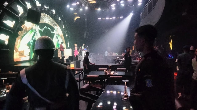 Razia Gabungan Sasar Sepuluh Tempat Hiburan Malam di Surabaya