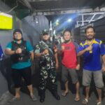 Koramil 05/Kramat Jati-Makasar Bersama Komduk Intensifkan Patroli Siskamling, Antisipasi Kenakalan Remaja