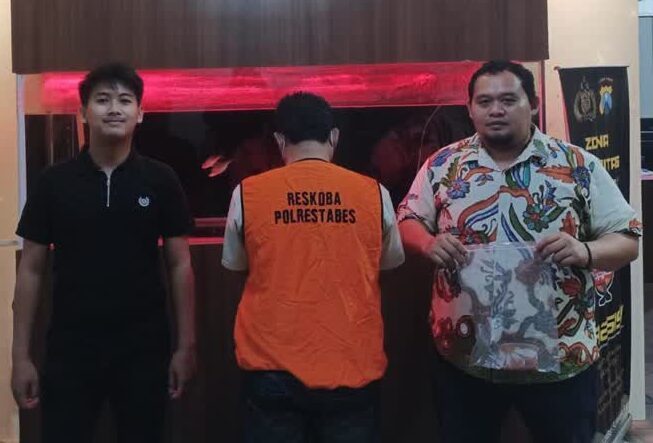 Foto: Polrestabes Surabaya mengamankan 17 paket sabu seberat 1,419 gram dalam kasus dugaan peredaran narkotika