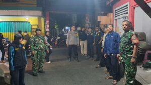 Patroli/Siskamling Koramil 05/Kramat Jati-Makasar Bersama Komduk, Jaga Kamtibmas Tetap Kondusif