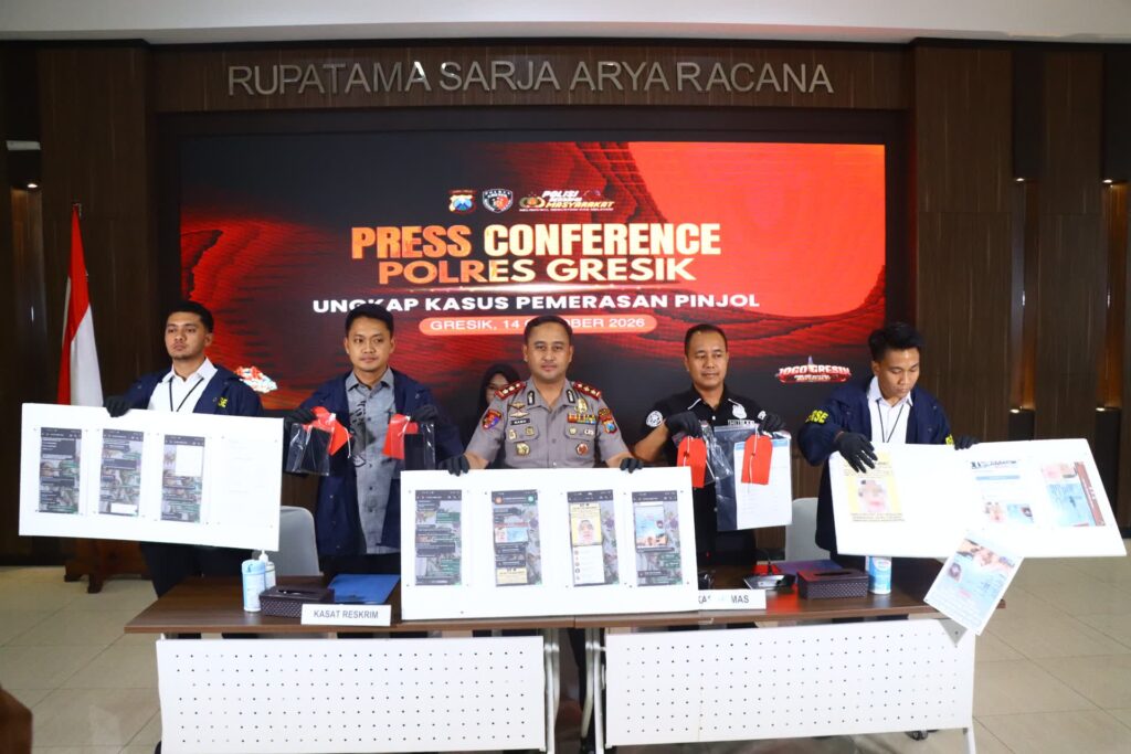 Polres Gresik Amankan Sindikat DC Pinjol Fiktif di Lampung