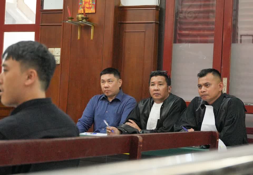 Dituntut 2 Bulan Penjara Dalam Perkara Wire Rope, Pengacara: Jangan Biarkan Satu Kekhilafan Meruntuhkan Banyak Kehidupan.