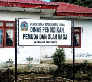 Kabut Asap Selimuti Toba, Pemkab Alihkan Pembelajaran Sekolah ke PJJ hingga 21 Oktober