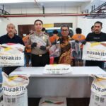 Polda Jatim Amankan Sebelas Tersangka Dugaan Penipuan dan Penggelapan 185 Ton Gula