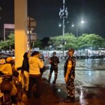 Pastikan Wilayah Aman dan Kondusif, Koramil 04/Pulogadung Gelar Patroli/Siskamling